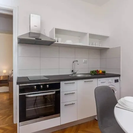 Apartament Royal Choice With Pool *