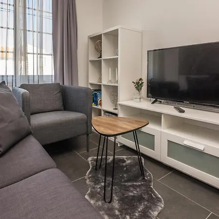 Royal Choice With Pool Apartment *