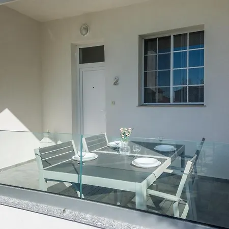 Royal Choice With Pool Apartament *