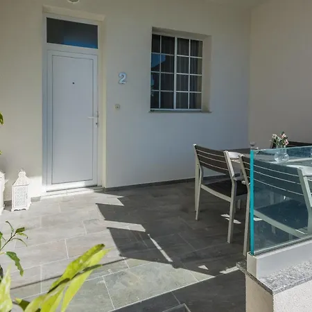 Royal Choice With Pool Apartament *