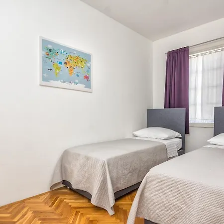 Royal Choice With Pool Apartament Zadar