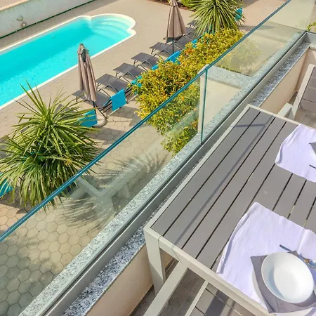 Royal Choice With Pool Apartment Zadar