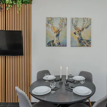 Royal Choice With Pool Appartement