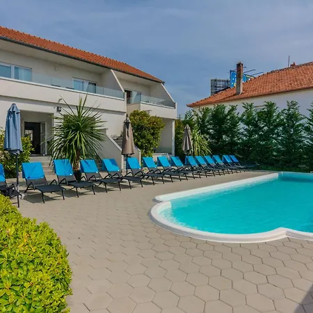 Apartment Royal Choice With Pool *