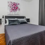 Appartement Royal Choice With Pool Zadar