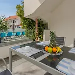 Royal Choice With Pool * Zadar