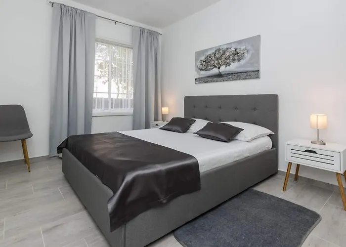 Royal Choice With Pool Appartement