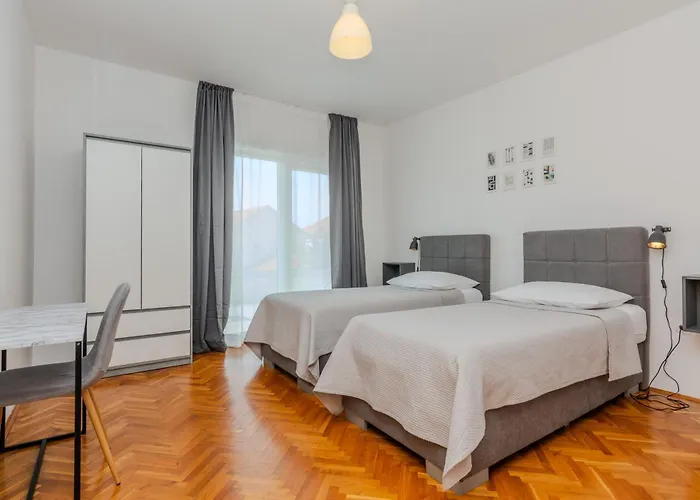 Appartement Royal Choice With Pool *